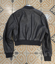 Carica l'immagine nel visualizzatore di Gallery, Bomber Ecopelle Effetto Maltinto Corto Vita