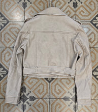 Carica l'immagine nel visualizzatore di Gallery, Chiodo Corto Ecopelle Effetto Maltinto