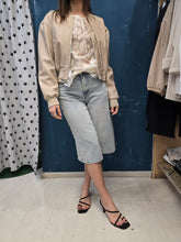 Carica l'immagine nel visualizzatore di Gallery, Bomber Ecopelle Effetto Maltinto Corto Vita
