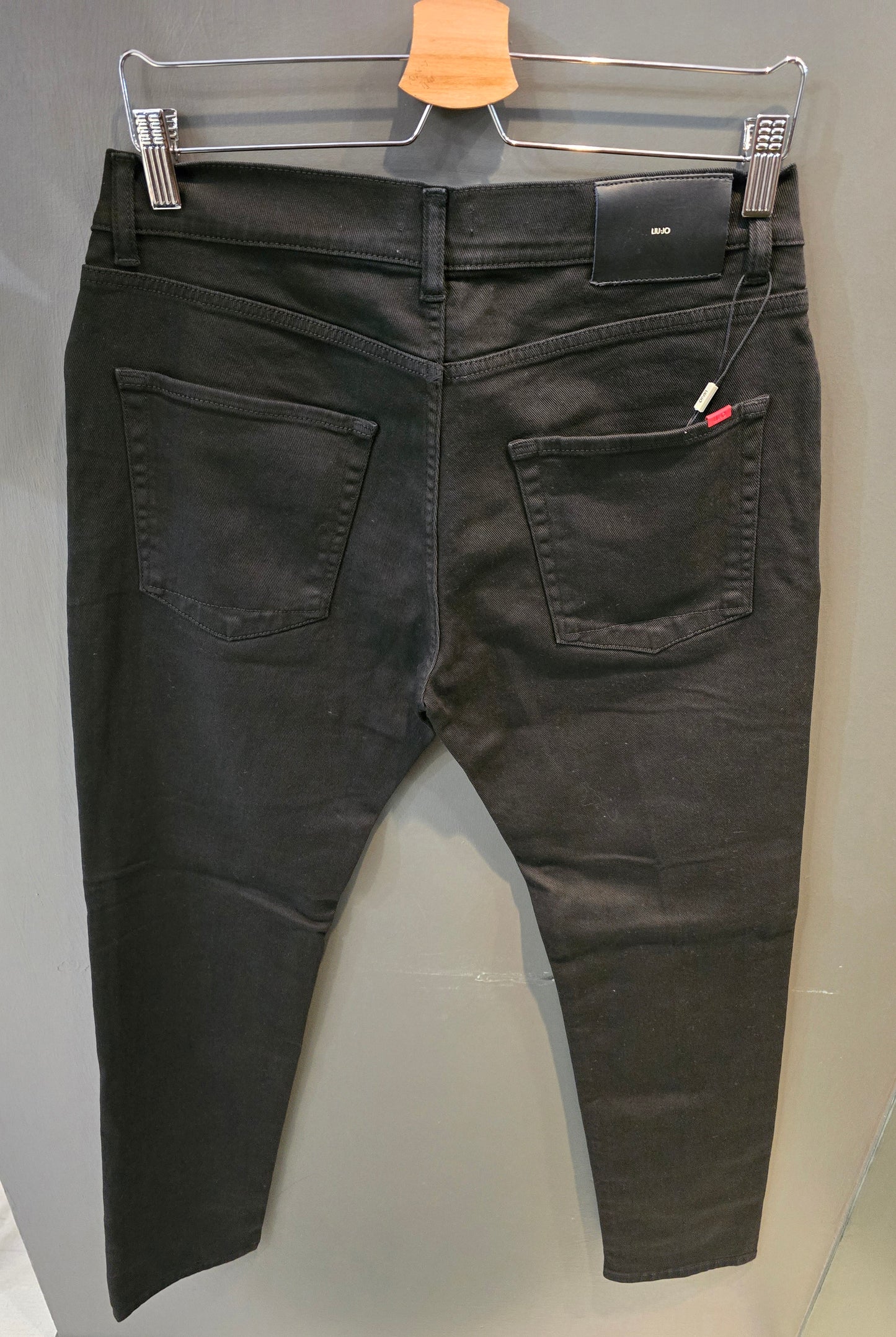 Jeans Elasticizzato Nero Vestibilità Skinny