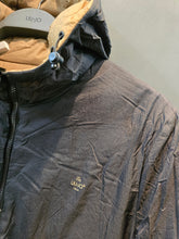 Carica l'immagine nel visualizzatore di Gallery, Piumino Reversibile Camel Nero Cappuccio Taglia L