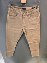 Carica l'immagine nel visualizzatore di Gallery, Jeans Semielasticizzato Camel Slim Fit