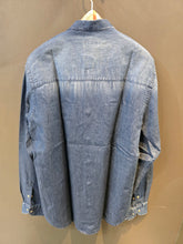 Carica l'immagine nel visualizzatore di Gallery, Camicia Coreana Jeans Lavaggio Medio