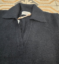 Carica l'immagine nel visualizzatore di Gallery, Maglia Colletto Scollo V Misto Lana Nero