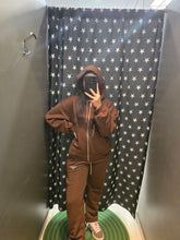 Carica l'immagine nel visualizzatore di Gallery, Felpa Cotone Felpato Cappuccio Tascone Zip Caffè