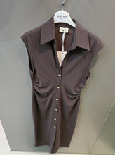 Carica l'immagine nel visualizzatore di Gallery, Abito Neoprene Elasticizzato Cioccolato Bottoni Dorati