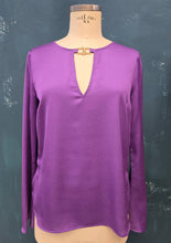 Carica l'immagine nel visualizzatore di Gallery, Blusa Viscosa Viola Manica Svasata Taglia 42
