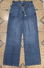 Carica l'immagine nel visualizzatore di Gallery, Jeans Fermo Wide Leg Cintura Catena Dorata Blu