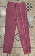 Carica l'immagine nel visualizzatore di Gallery, Pantalone Jogger Viscosa Leggera Rosa Antico