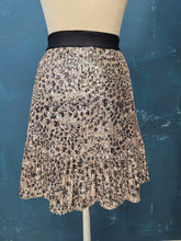 Carica l'immagine nel visualizzatore di Gallery, Gonna Paillettes Svasata Elastico Vita Taglia 42