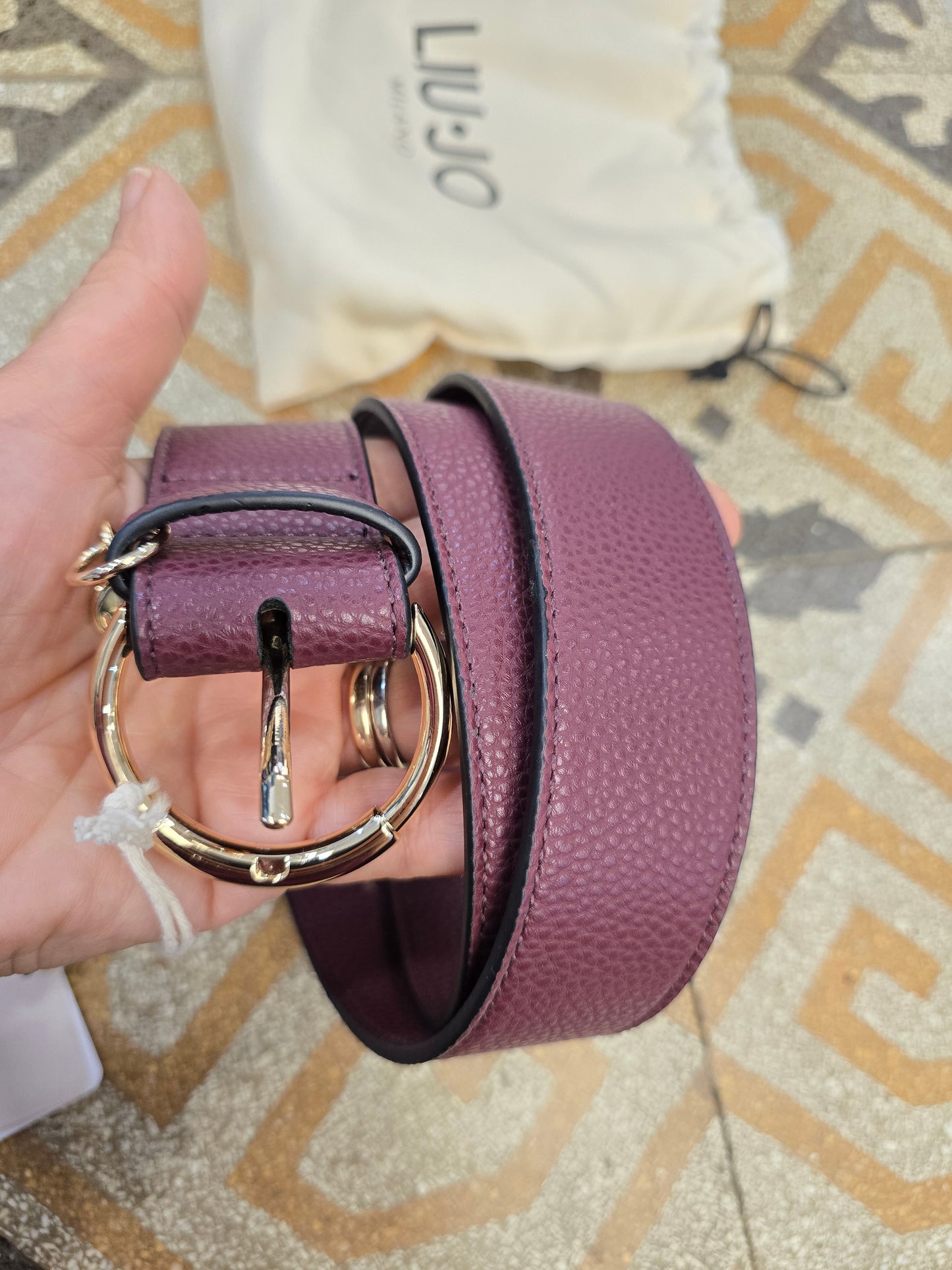 Cintura Ecopelle Martellata Bordeaux Taglia Unica