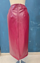 Carica l'immagine nel visualizzatore di Gallery, Gonna Ecopelle Longuette Spacco Dietro