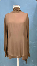 Carica l'immagine nel visualizzatore di Gallery, Blusa Lunga Crepe Viscosa Trasparente Abbottonatura Dietro