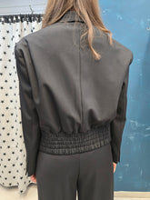 Carica l'immagine nel visualizzatore di Gallery, Giacca Bomber Spilla Oro Spalline Imbottite Oversize