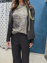 Carica l'immagine nel visualizzatore di Gallery, T-Shirt Raso Viscosa Elasticizzato Animalier