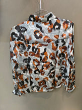 Carica l'immagine nel visualizzatore di Gallery, Camicia Raso Animalier Multicolore