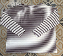 Carica l'immagine nel visualizzatore di Gallery, Felpa Rigata Barca Stelle Ricamate