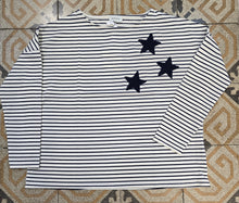 Carica l'immagine nel visualizzatore di Gallery, Felpa Rigata Barca Stelle Ricamate