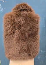 Carica l'immagine nel visualizzatore di Gallery, Gilet Ecopelliccia Ganci Taglia Unica