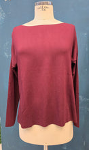 Carica l'immagine nel visualizzatore di Gallery, T-Shirt Kimono Viscosa Barchetta Laser Cut