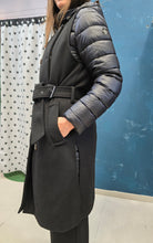 Carica l'immagine nel visualizzatore di Gallery, Piumino Lungo Due Pezzi Gilet Panno