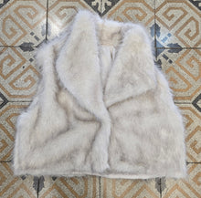 Carica l'immagine nel visualizzatore di Gallery, Gilet Corto Ecopelliccia Taglia Unica