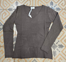 Carica l'immagine nel visualizzatore di Gallery, Maglia Scollo V Viscosa Aderente