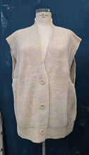 Carica l'immagine nel visualizzatore di Gallery, Gilet Costa Inglese Lungo Abbottonato