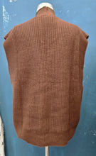 Carica l'immagine nel visualizzatore di Gallery, Gilet Costa Inglese Lungo Abbottonato