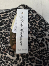 Carica l'immagine nel visualizzatore di Gallery, Maglia Animalier Viscosa Cashmere