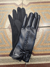 Carica l'immagine nel visualizzatore di Gallery, Guanti Ecopelle Stoffa Touch Screen