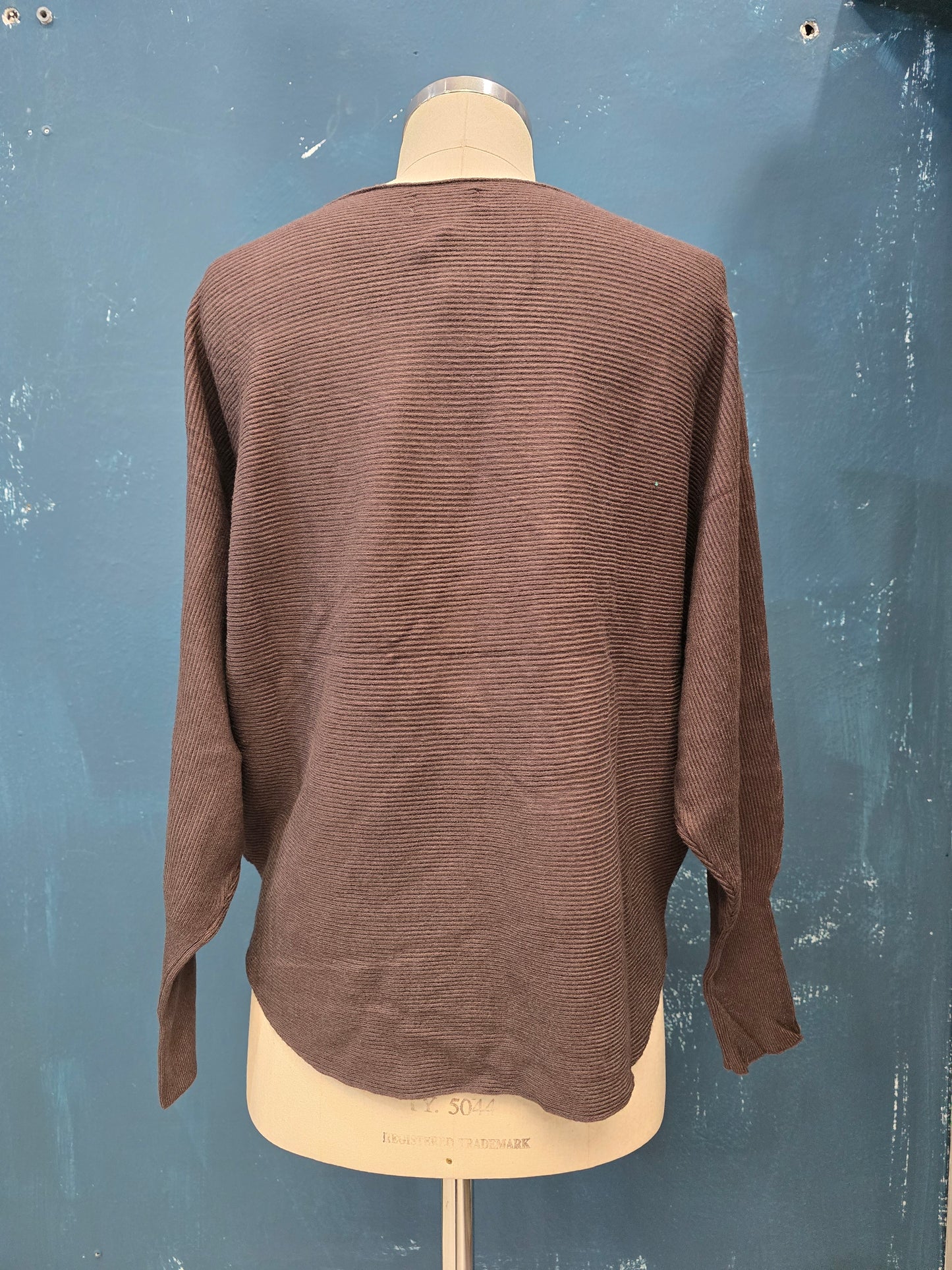 Maglia modello kimono dettaglio frange