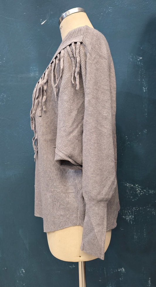 Maglia modello kimono dettaglio frange