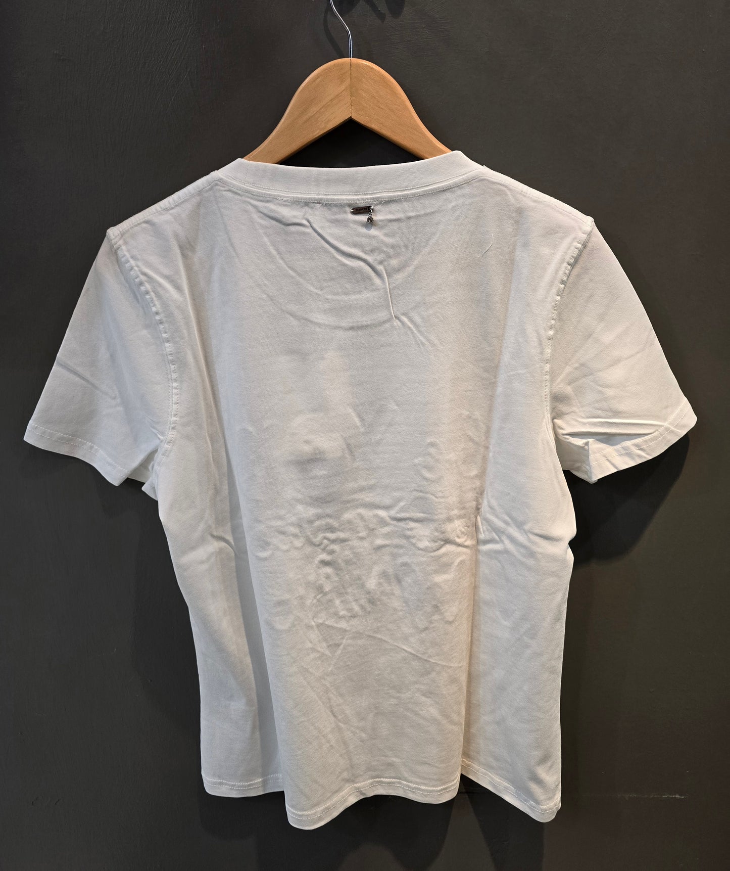 T-Shirt Paricollo Scritta Rilievo