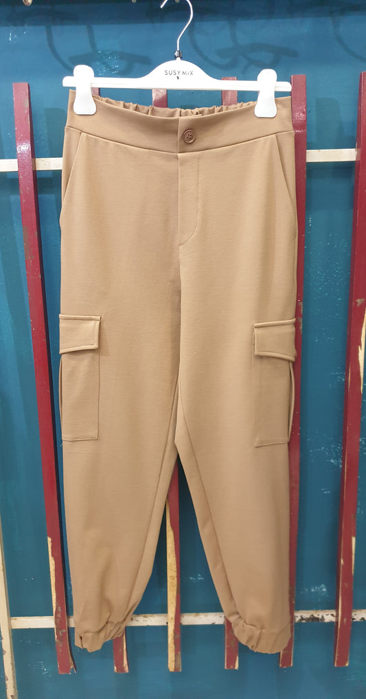 Pantalone cargo