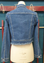 Carica l&#39;immagine nel visualizzatore di Gallery, Giacca jeans
