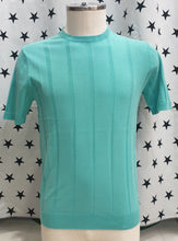 Carica l&#39;immagine nel visualizzatore di Gallery, T-Shirt
