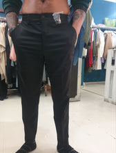 Carica l&#39;immagine nel visualizzatore di Gallery, Pantalone cropped
