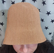 Carica l&#39;immagine nel visualizzatore di Gallery, Cappello
