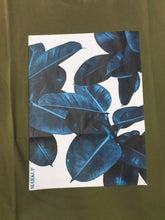 Carica l&#39;immagine nel visualizzatore di Gallery, T-Shirt stampa
