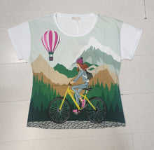 Carica l&#39;immagine nel visualizzatore di Gallery, T-shirt
