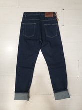 Carica l&#39;immagine nel visualizzatore di Gallery, Jeans
