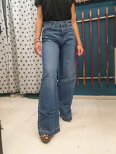 Carica l&#39;immagine nel visualizzatore di Gallery, Jeans wide leg
