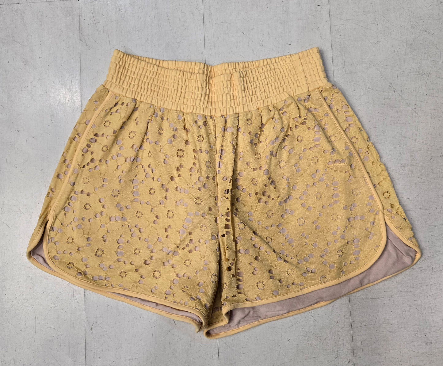 Shorts pizzo