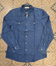 Carica l&#39;immagine nel visualizzatore di Gallery, Camicia Denim
