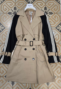 Trench bicolor