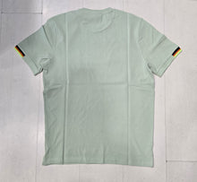 Carica l&#39;immagine nel visualizzatore di Gallery, T- shirt
