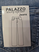 Carica l&#39;immagine nel visualizzatore di Gallery, Jeans palazzo
