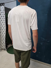 Carica l&#39;immagine nel visualizzatore di Gallery, T-Shirt tecnica
