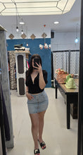 Carica l&#39;immagine nel visualizzatore di Gallery, Blusa cropped
